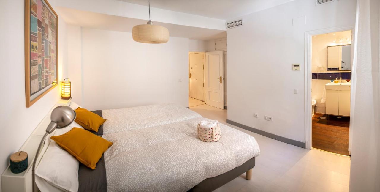 세비야 Centuria Macarena, Apartamento Duplex 아파트 외부 사진